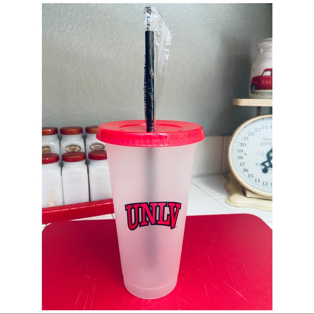 Starbucks UNLV cold beverage tumbler 24 oz reusable NWT
